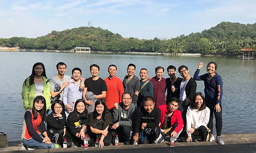 今年会游乐项目中心集体游：西樵山风景名胜区